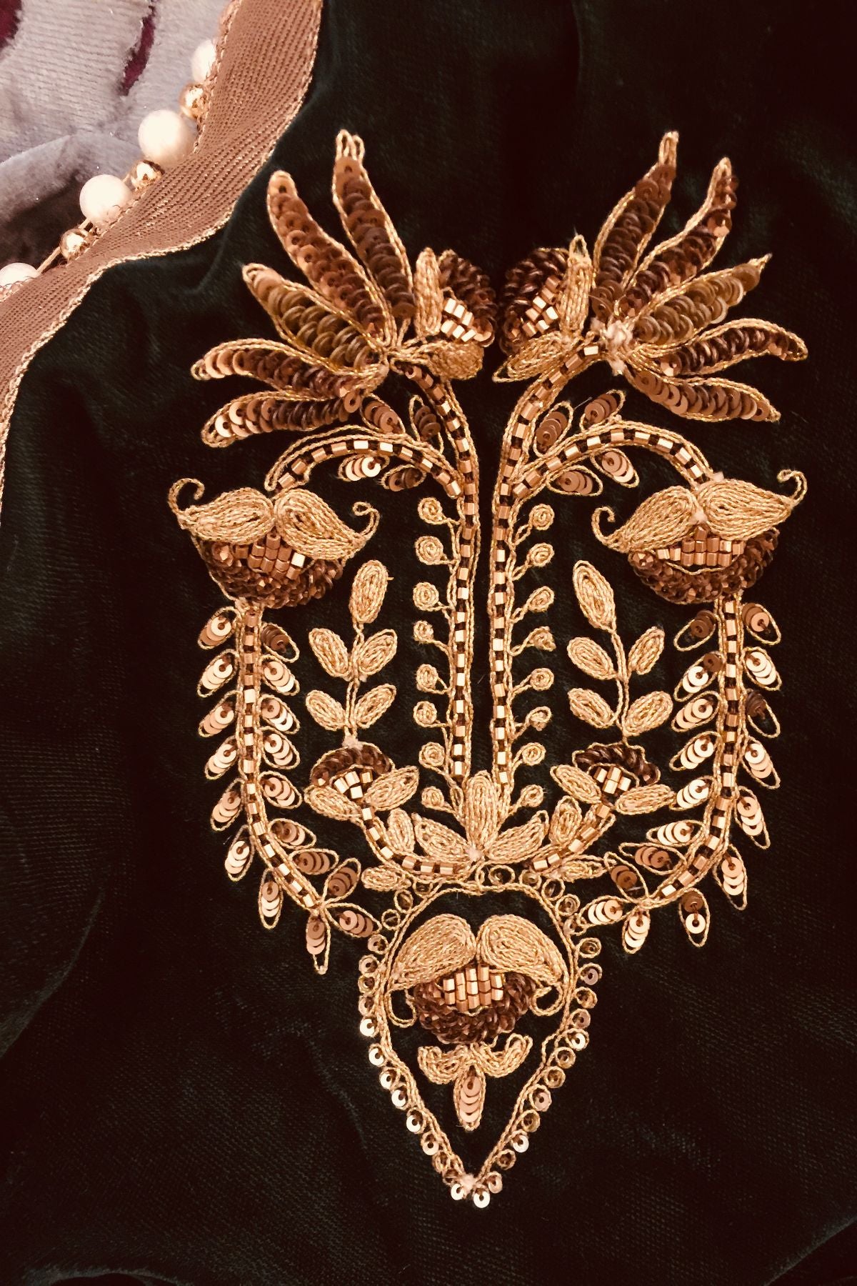 Velvet D-Cut Stole