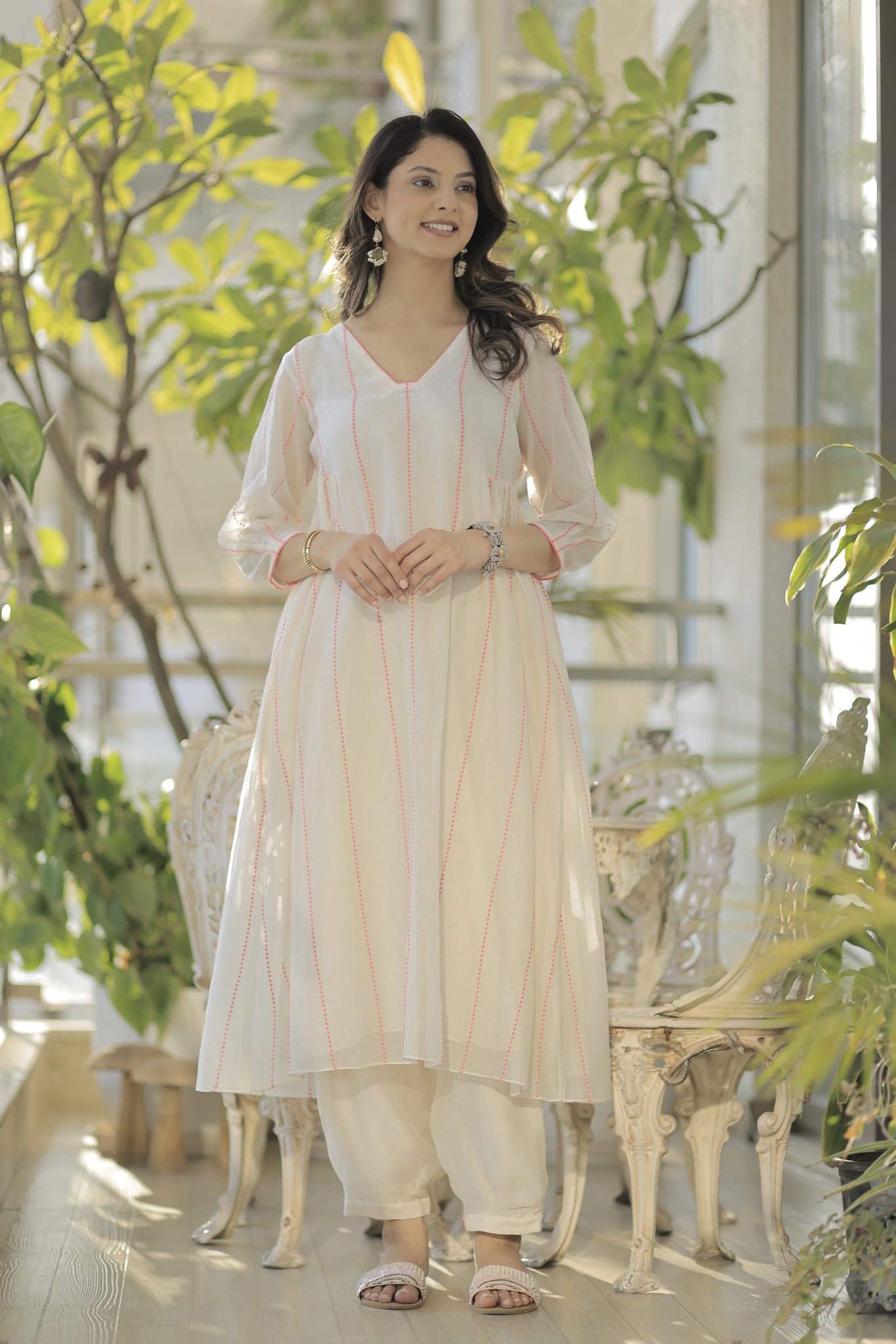 Ivory mul chanderi choga set with neon pink embroidery