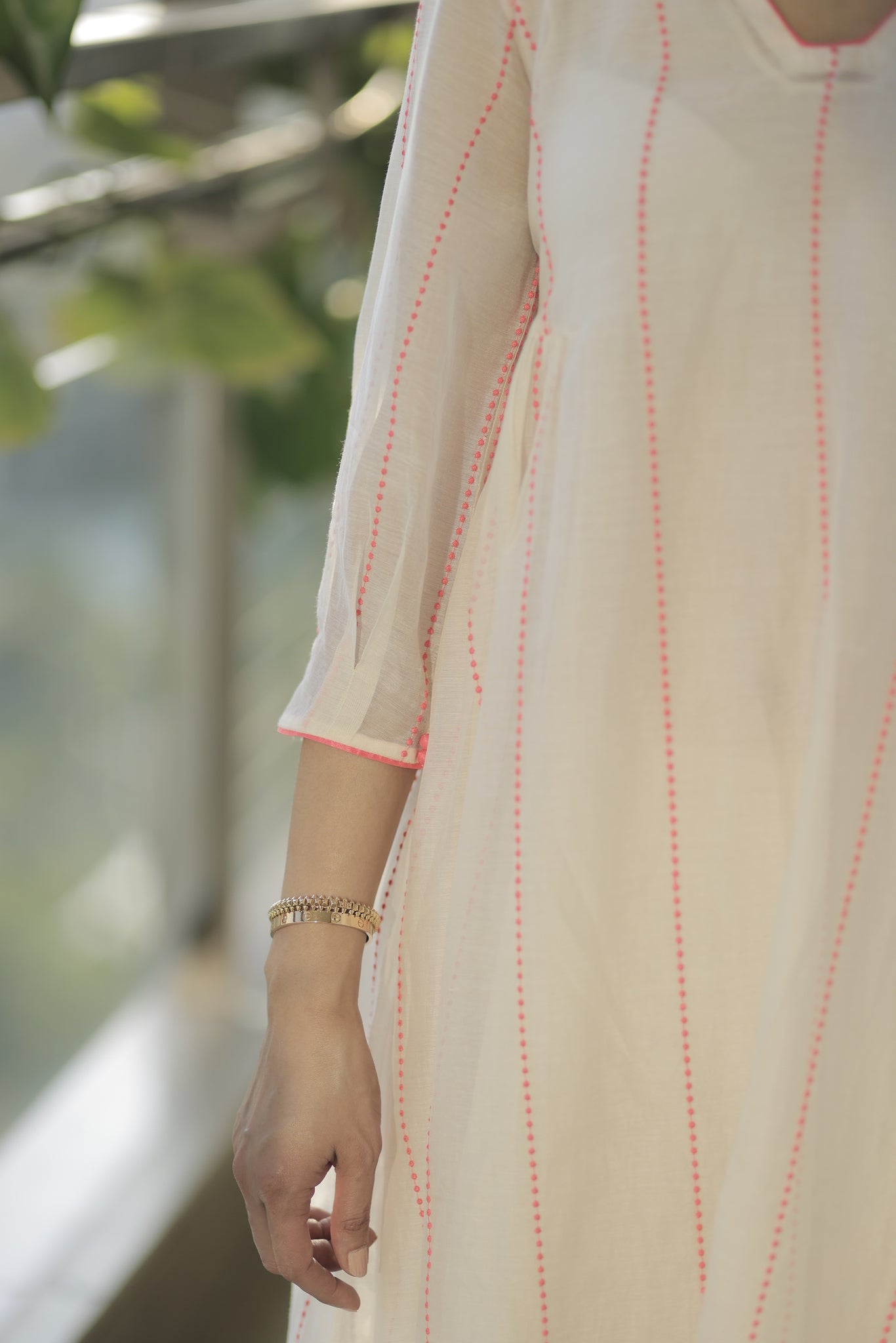 Ivory mul chanderi choga set with neon pink embroidery