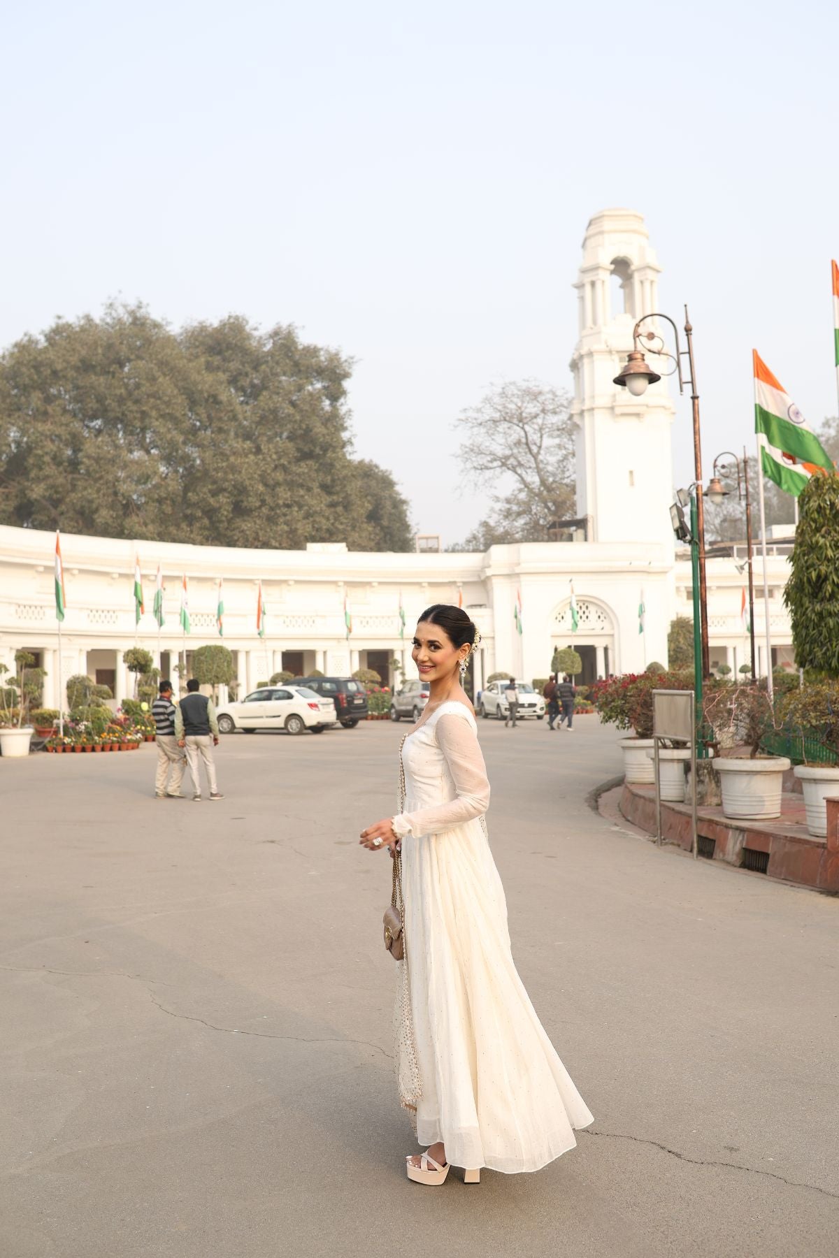 Ivory Mukaish Anarkali