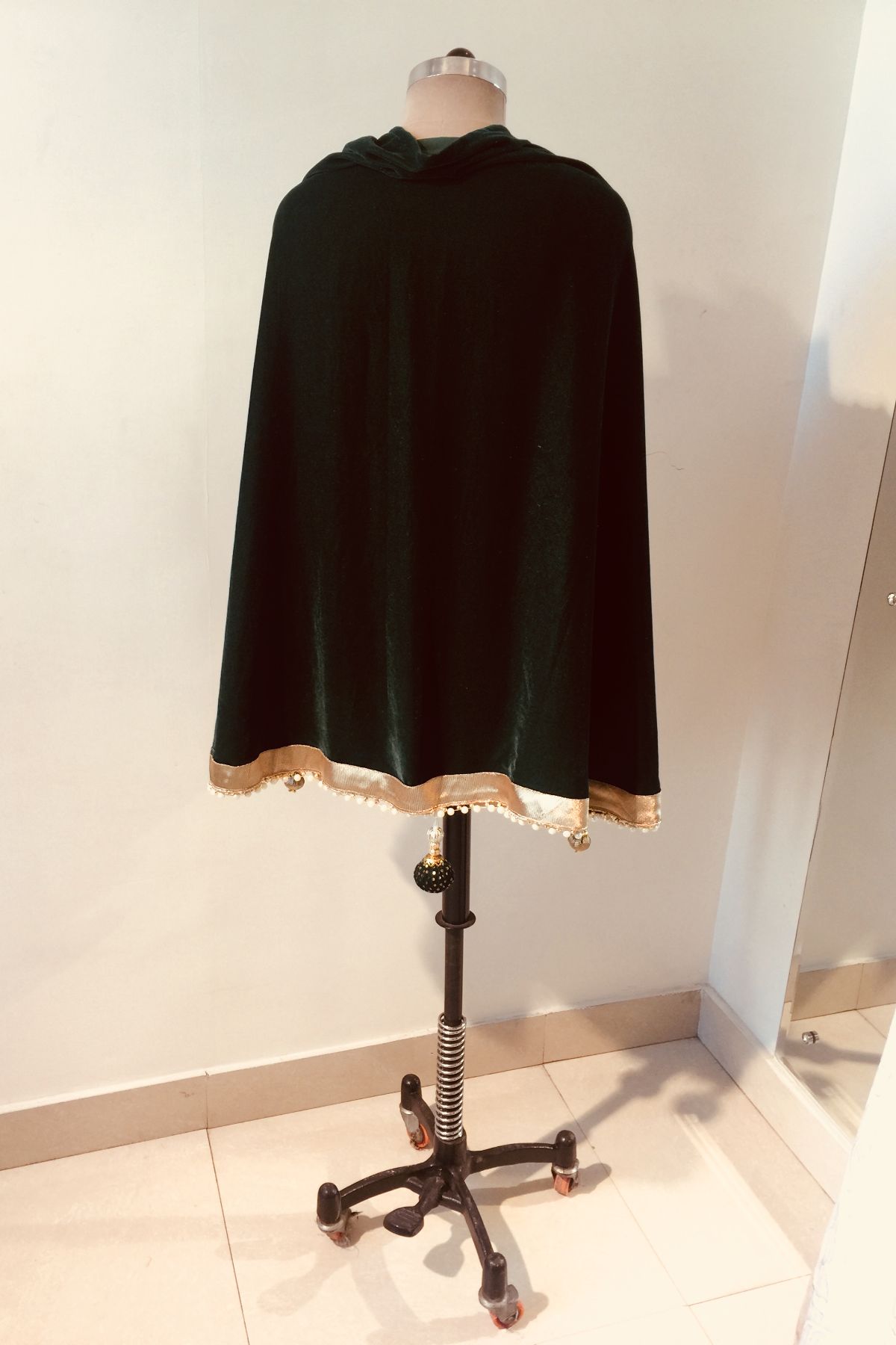 Velvet D-Cut Stole