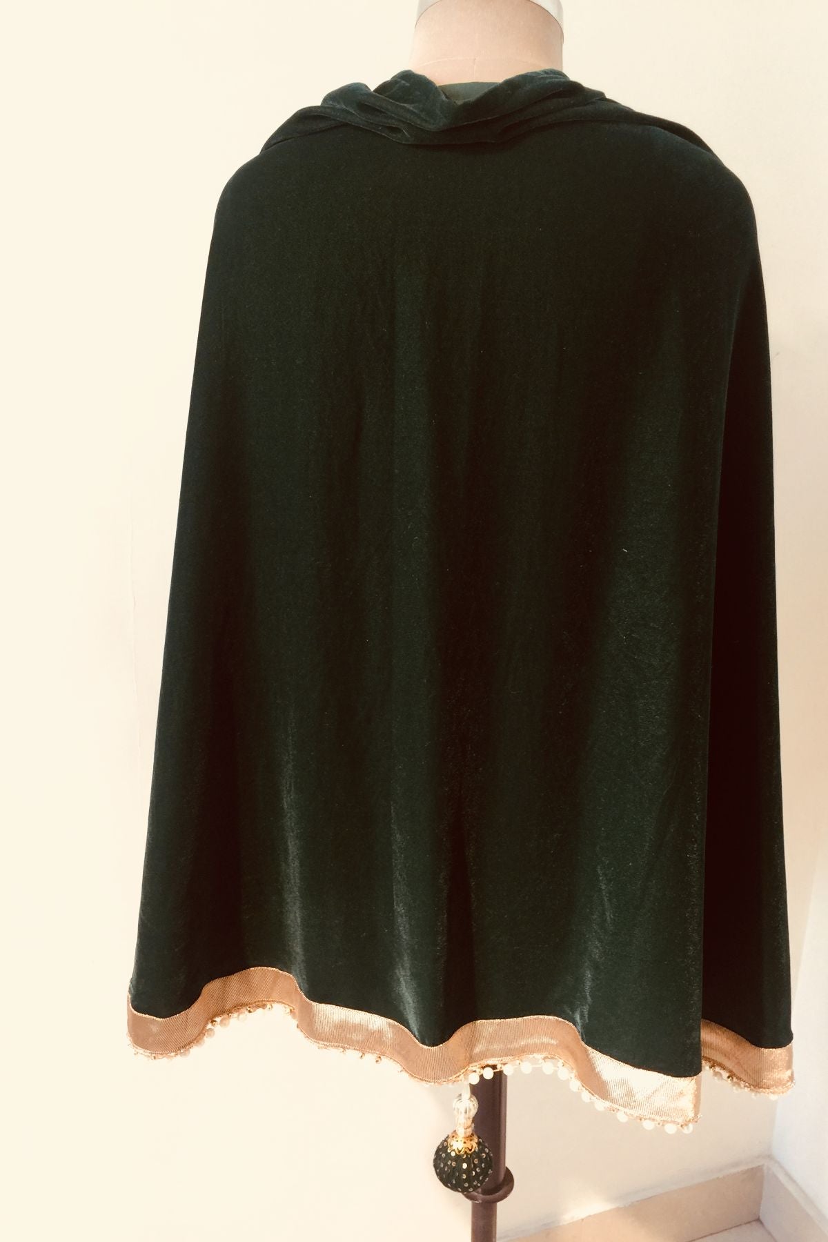 Velvet D-Cut Stole